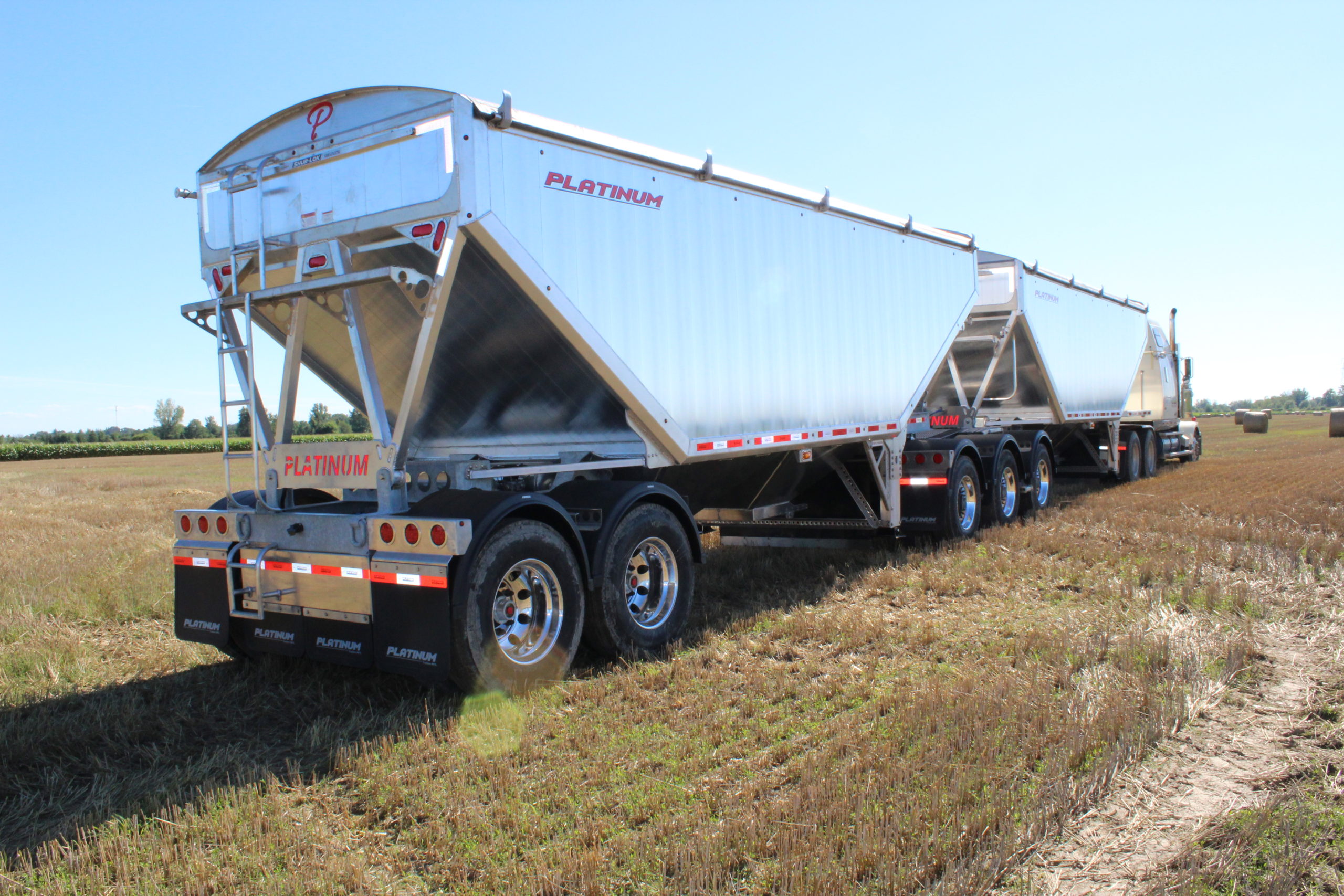 Platinum Aluminum Hopper trailer